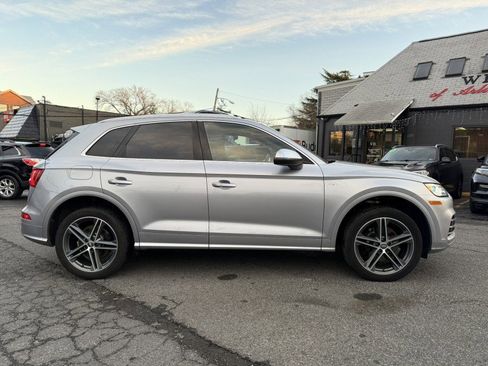 Used 2018 Audi SQ5 Premium Plus w/ Navigation Package image 6