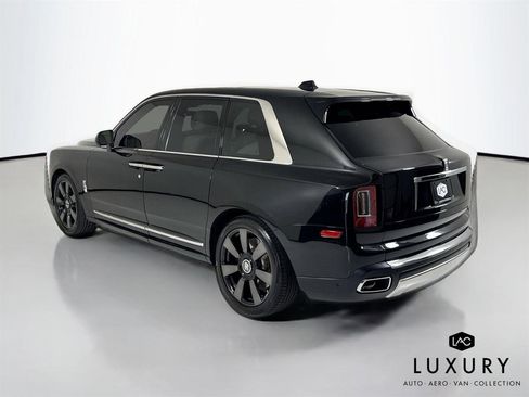 Used 2019 Rolls-Royce Cullinan image 9