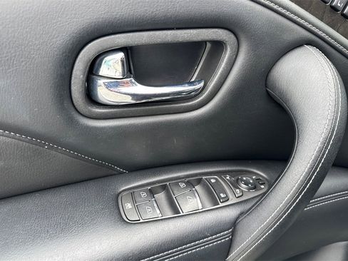 Used 2020 INFINITI QX80 Luxe w/ Proassist Package image 11