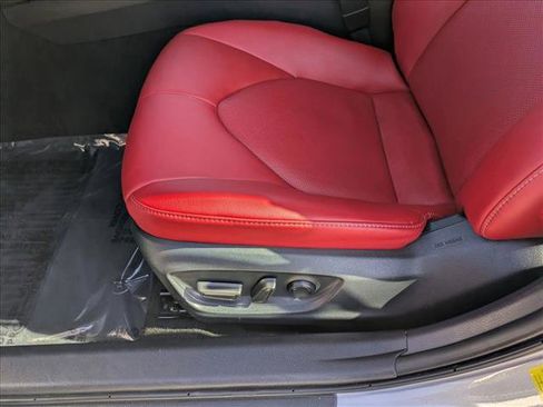 Used 2024 Toyota Camry XSE image 12