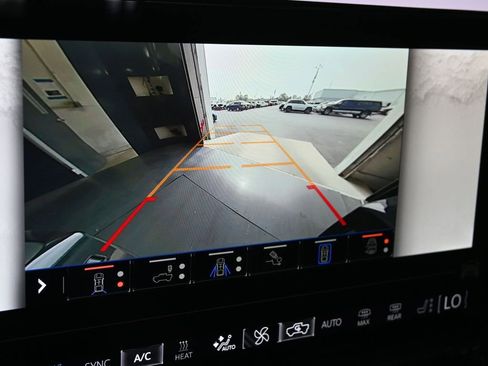 New 2025 GMC Hummer EV 2X image 33