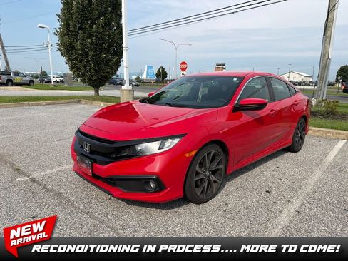 Used 2019 Honda Civic Sport image 1
