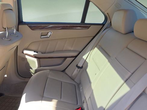 Used 2011 Mercedes-Benz E 350 E 350 image 23