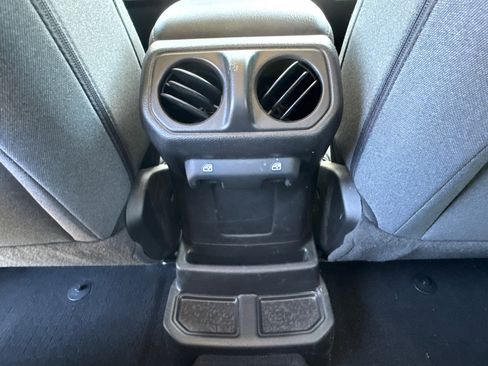Used 2025 Jeep Wrangler Unlimited Sport S 4xe AWD/4WD image 24