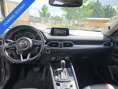 Used 2017 MAZDA CX-5 Touring w/ Preferred Equipment Package AWD/4WD image 10