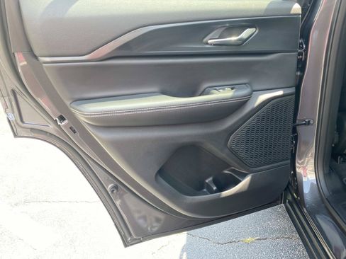 Used 2025 Jeep Grand Cherokee Laredo w/ MOPAR Finishing Package RWD image 17