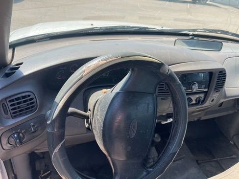 Used 1997 Ford F150 4x4 Regular Cab image 15