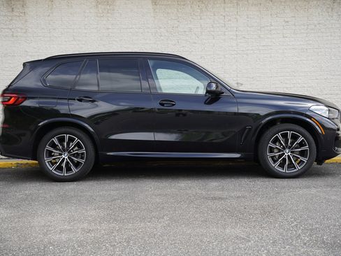 Used 2023 BMW X5 xDrive40i w/ M Sport Package AWD/4WD image 8