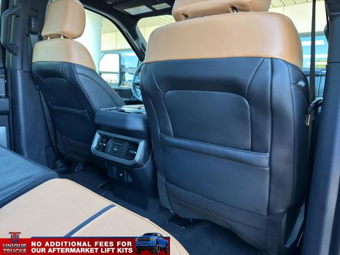 Used 2024 Ford F350 Platinum w/ Tremor Off-Road Package image 28