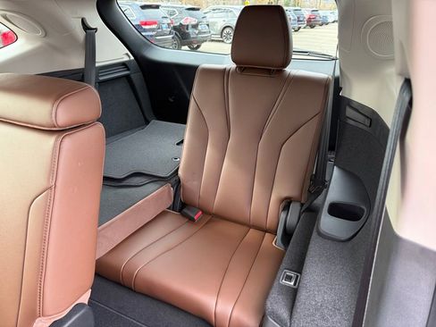 Certified 2025 Acura MDX w/ Technology Package image 15