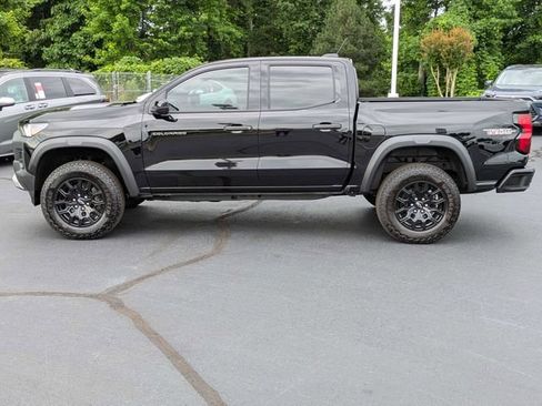 Used 2026 Chevrolet Colorado Trail Boss AWD/4WD image 7