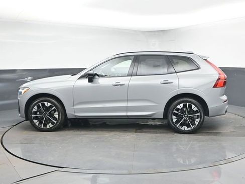 New 2026 Volvo XC60 B5 Plus w/ Protection Package Premier image 6