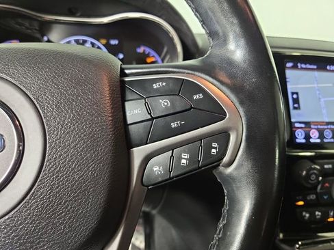 Used 2020 Jeep Grand Cherokee High Altitude image 23