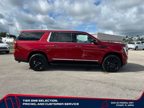 New 2026 GMC Yukon XL Elevation w/ LPO, Elevation Black Package RWD image 4