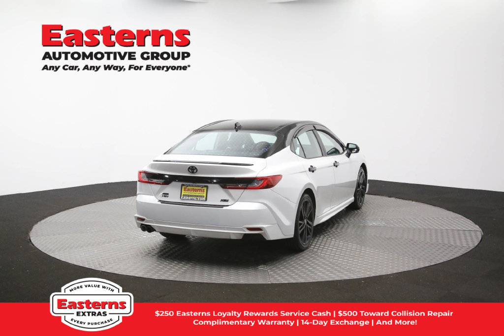 Used 2025 Toyota Camry XSE AWD/4WD image 36