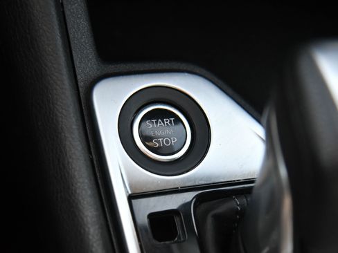 Used 2025 Nissan Sentra SV FWD image 24