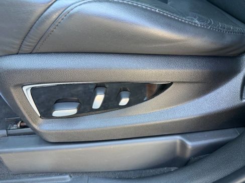 Used 2017 Cadillac Escalade ESV Premium Luxury image 23