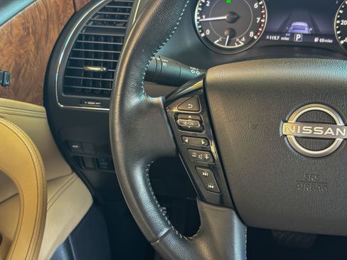 Used 2022 Nissan Armada SL w/ Captain's Chairs Package AWD/4WD image 32