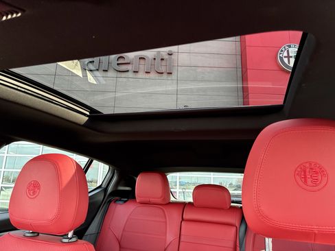 New 2026 Alfa Romeo Tonale Sprint w/ Red Premium Package image 26