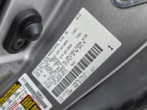 Used 2023 Toyota Tundra Limited image 26