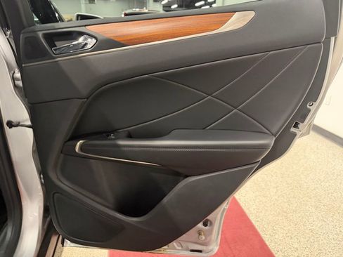 Used 2016 Lincoln MKC Reserve w/ Lincoln MKC Climate Package image 29