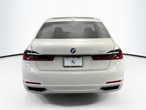 Used 2020 BMW 740i w/ Premium Package RWD image 6