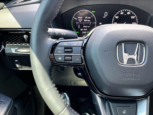 Used 2025 Honda CR-V Sport Touring image 18