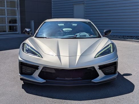 Used 2023 Chevrolet Corvette Stingray Preferred Conv w/ Z51 Performance Package RWD image 2