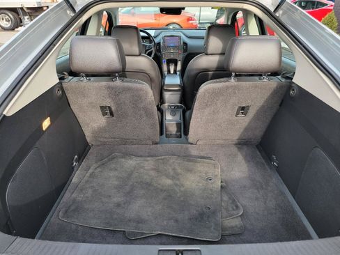Used 2015 Chevrolet Volt Premium w/ Premium Trim Package FWD image 38