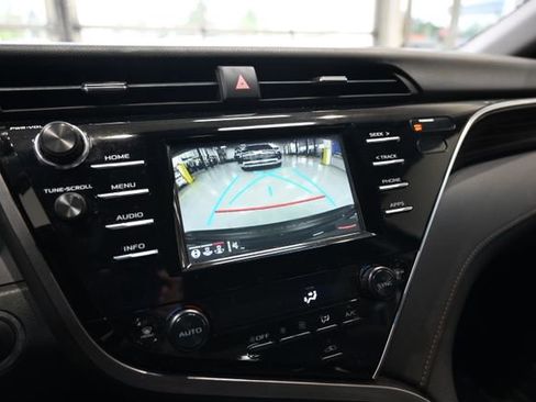 Used 2018 Toyota Camry XLE w/ Driver Assist Package FWD image 15
