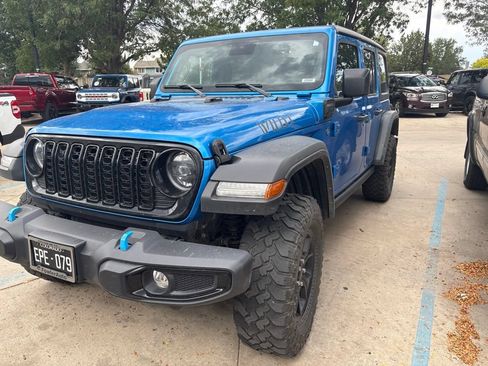 Used 2024 Jeep Wrangler Unlimited AWD/4WD image 2