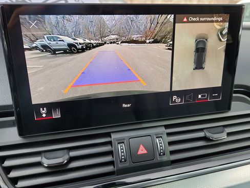 Used 2024 Audi Q5 2.0T Prestige image 27