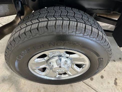 Used 2016 RAM 2500 Tradesman w/ Chrome Appearance Group image 24