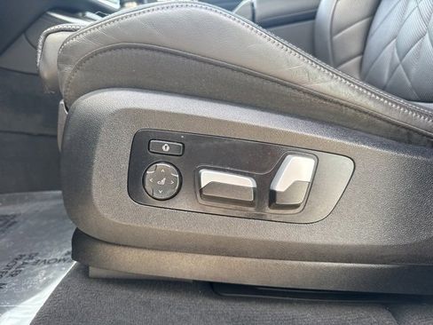 Used 2023 BMW X5 xDrive40i w/ Premium Package image 9