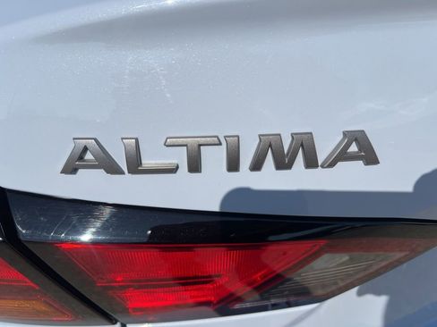 Certified 2023 Nissan Altima 2.5 SR w/ SR Premium Package image 33