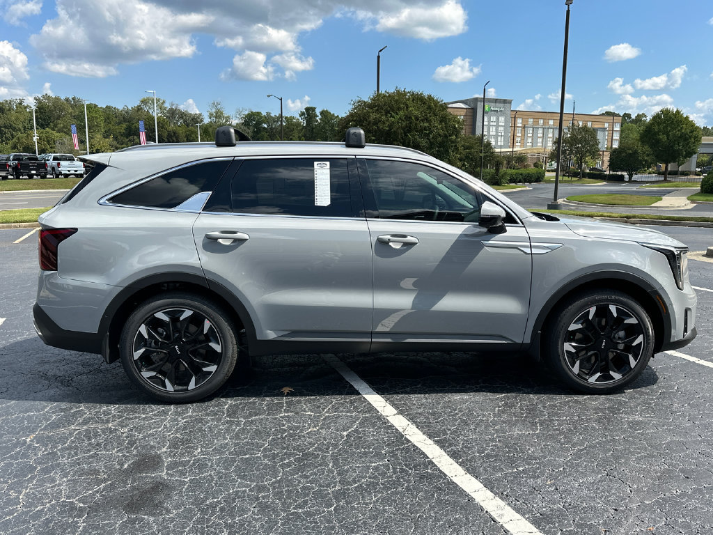 New 2026 Kia Sorento SX FWD image 8