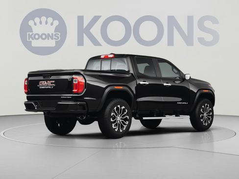Used 2024 GMC Canyon Denali w/ LPO, Denali Black Edition AWD/4WD image 4