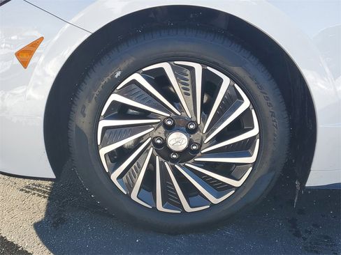 Certified 2023 Hyundai Sonata SEL w/ Cargo Package image 7