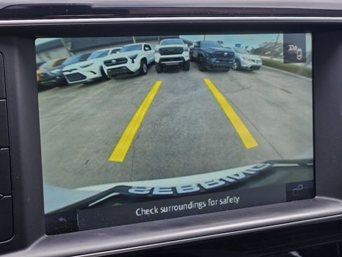 Used 2018 Jaguar F-PACE Prestige image 18