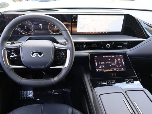 Used 2026 INFINITI QX80 4WD image 18