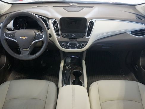 Used 2024 Chevrolet Malibu LT image 30