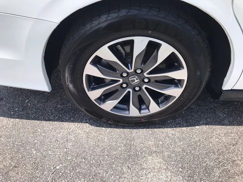 Used 2022 Honda Odyssey EX-L image 42