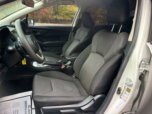 Used 2022 Subaru Impreza Premium image 11