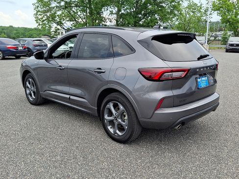 Certified 2023 Ford Escape ST-Line w/ Tech Pack #1 AWD/4WD image 5