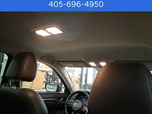 Used 2019 MAZDA CX-5 Touring image 14