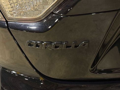 Used 2023 Toyota Corolla LE image 24