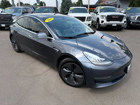 Used 2019 Tesla Model 3 Long Range AWD/4WD image 3
