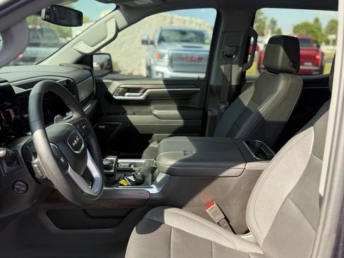 Used 2023 GMC Sierra 1500 SLT w/ SLT Premium Package image 33