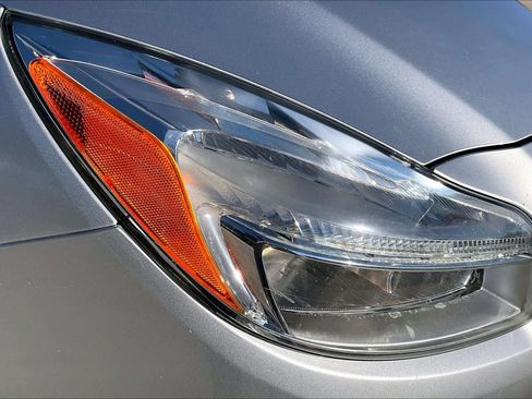 Used 2011 Buick Regal CXL image 27