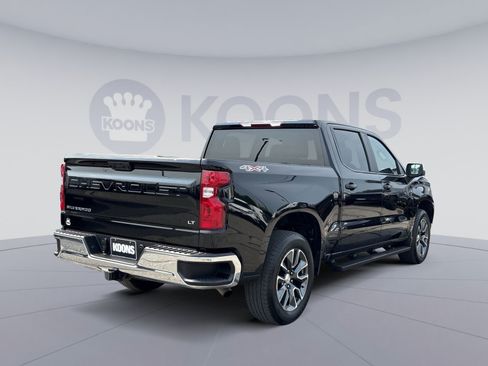 Used 2023 Chevrolet Silverado 1500 LT AWD/4WD image 7